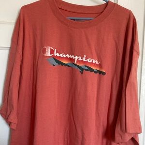 Champion XL T-Shirt
